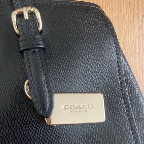 Black Coach Turnlock Carryall Bag - Picture 2 of 9